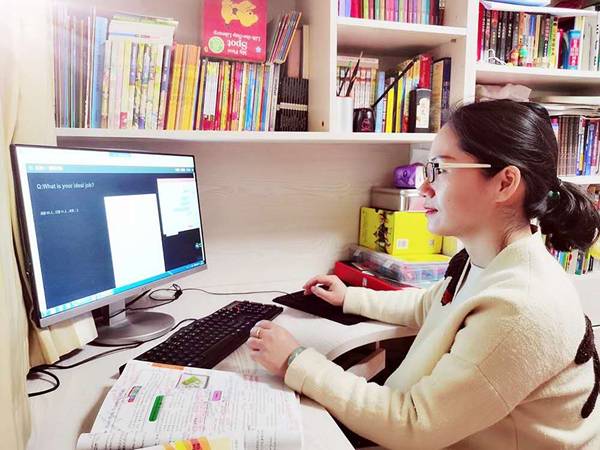 http://www.pzxy.edu.cn/__local/D/EF/4B/27DD8581B383EB5010541B3798E_CD8871FE_14A67.jpg