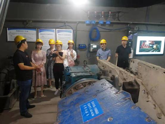 https://www.pzxy.edu.cn/__local/B/DE/F4/CCFC792AA23E0F4968E350345DF_40174684_1EFC1.jpg
