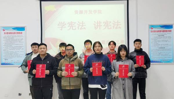 https://www.pzxy.edu.cn/__local/F/96/B7/891E0A94C70FE372BCE35EE449A_29AD097D_12F09.jpg