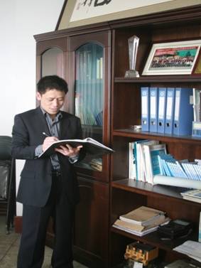 http://gl.pzxy.edu.cn/_vsl/FE5E73F60C4548213CA4AE61CE68250C/479A72F6/1E10BE?e=.jpg
