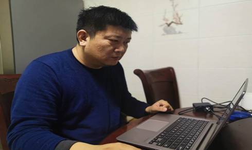 严凯.jpg