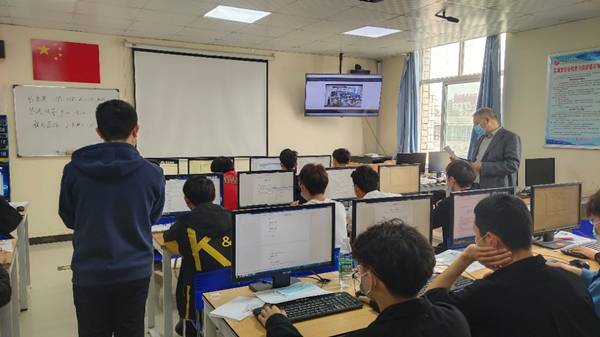 https://www.pzxy.edu.cn/__local/B/F1/BF/C9A054734F609A3B05016C3CCE9_CAB7E253_BEA49.png